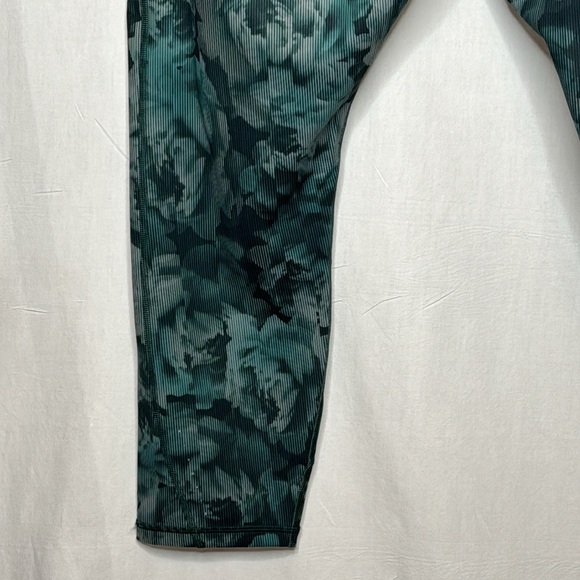 Athleta Tight, Compression, Zip Pockets, Green, NWT in Size 3X - Picture 9 of 16